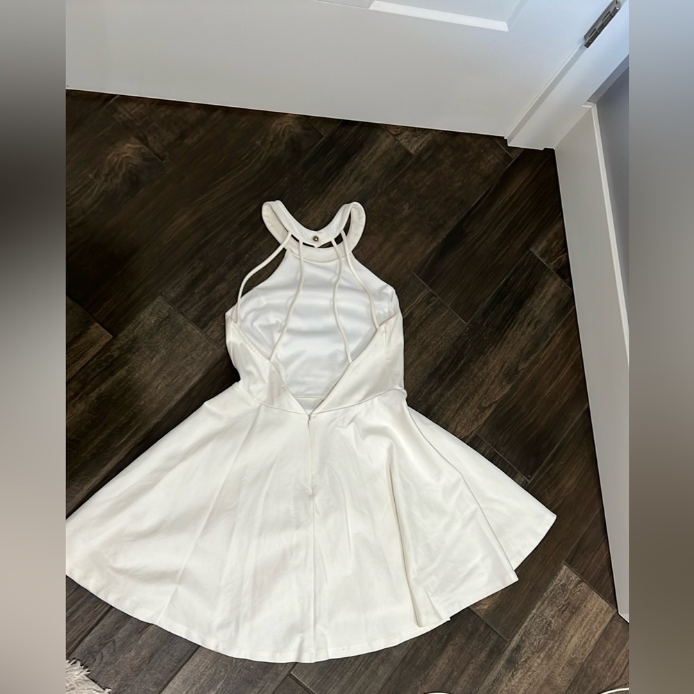 Lulu's Fit and Flare Open Back Halter Dress for Weddings Sz L - Picture 5 of 13